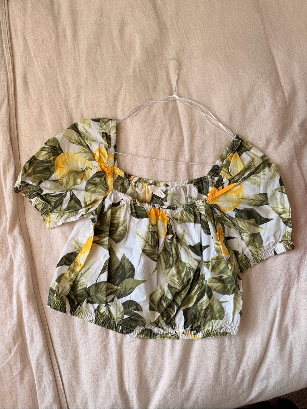 H&M White Lemon-Print Off-Shoulder Crop Top